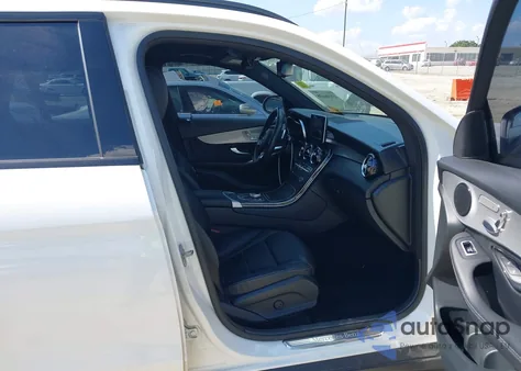 2019 Mercedes-Benz Glc 300 from USA, damaged, VIN WDC0G4JB1KV194105